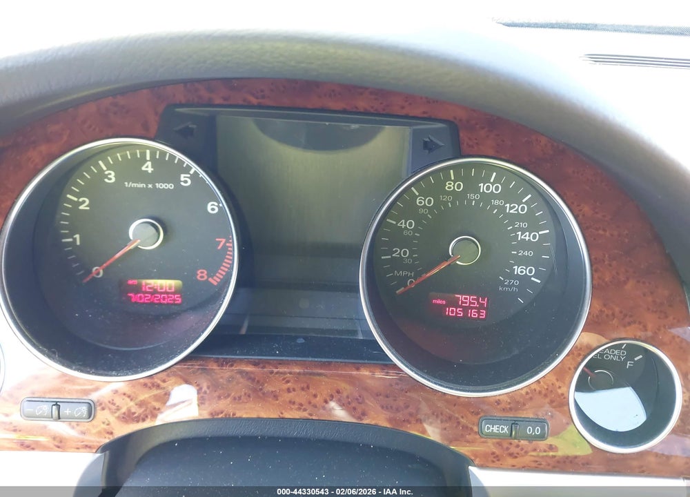 2010 AUDI A8 L 4.2 VIN: WAURVAFA1AN008575
