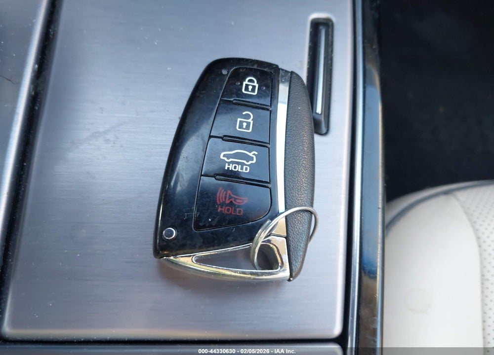 2014 HYUNDAI EQUUS SIGNATURE VIN: KMHGH4JH6EU084940