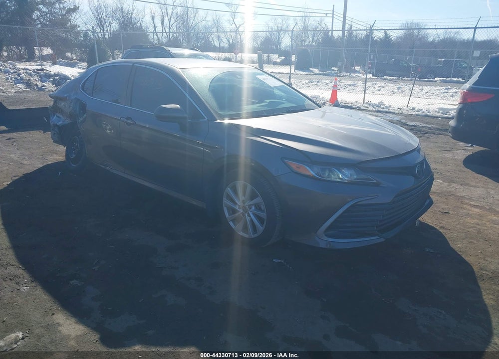2022 TOYOTA CAMRY LE AWD VIN: 4T1C11BK9NU057694
