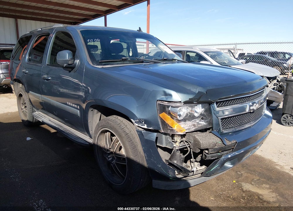 2008 CHEVROLET TAHOE LT VIN: 1GNFC13058R114044