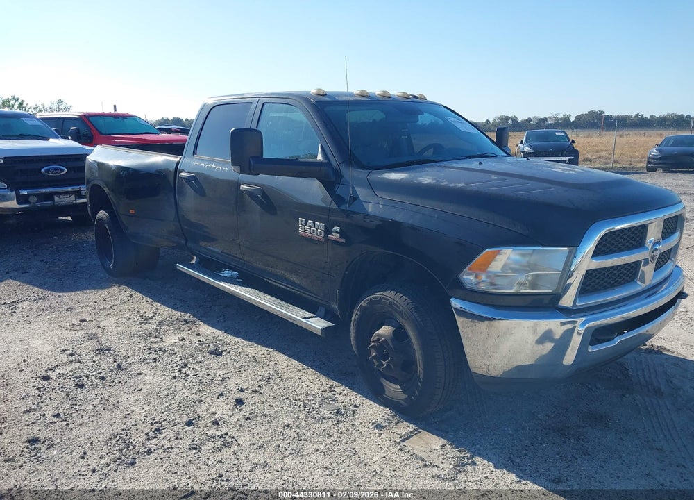 2015 RAM 3500 TRADESMAN VIN: 3C63RRGL2FG688182