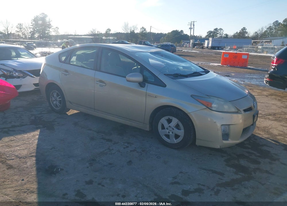 2011 TOYOTA PRIUS TWO VIN: JTDKN3DU2B1453378