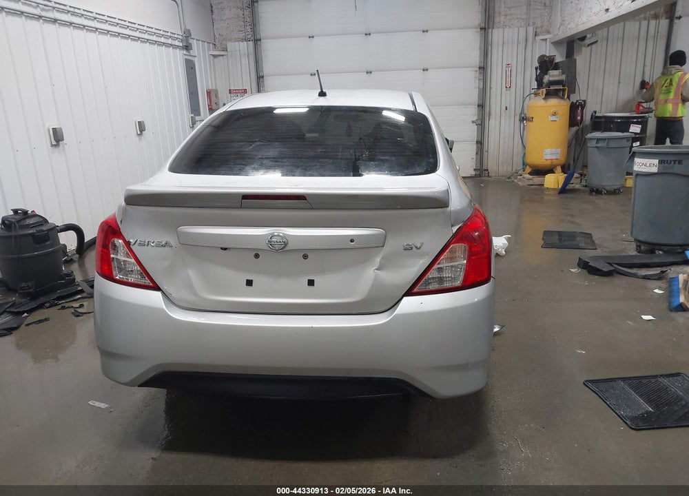 2019 NISSAN VERSA S VIN: 3N1CN7AP5KL860181