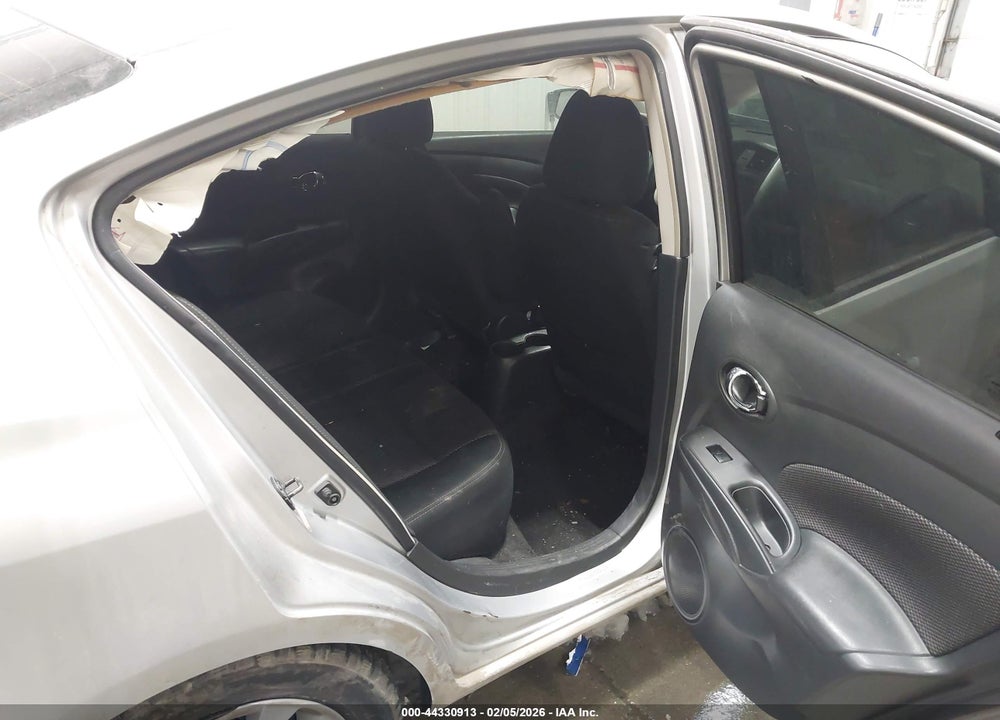 2019 NISSAN VERSA S VIN: 3N1CN7AP5KL860181