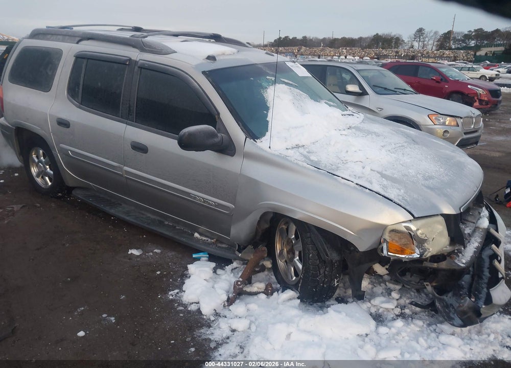 2005 GMC ENVOY XL SLE VIN: 1GKET16S256120323