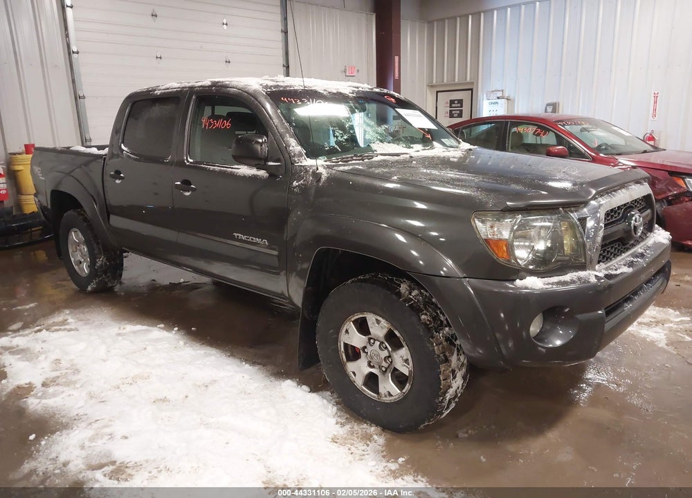 2011 TOYOTA TACOMA BASE V6 VIN: 3TMLU4ENXBM077178