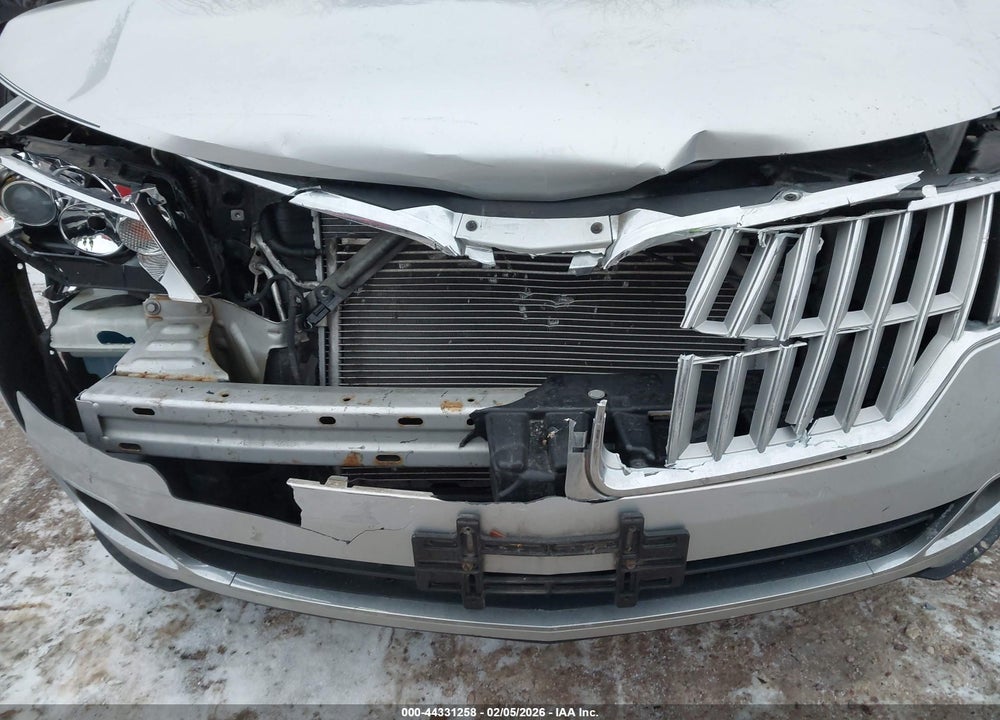 2011 LINCOLN MKZ VIN: 3LNHL2GC4BR772358