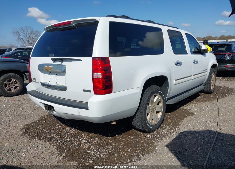 2012 CHEVROLET SUBURBAN 1500 LT VIN: 1GNSCJE05CR200653