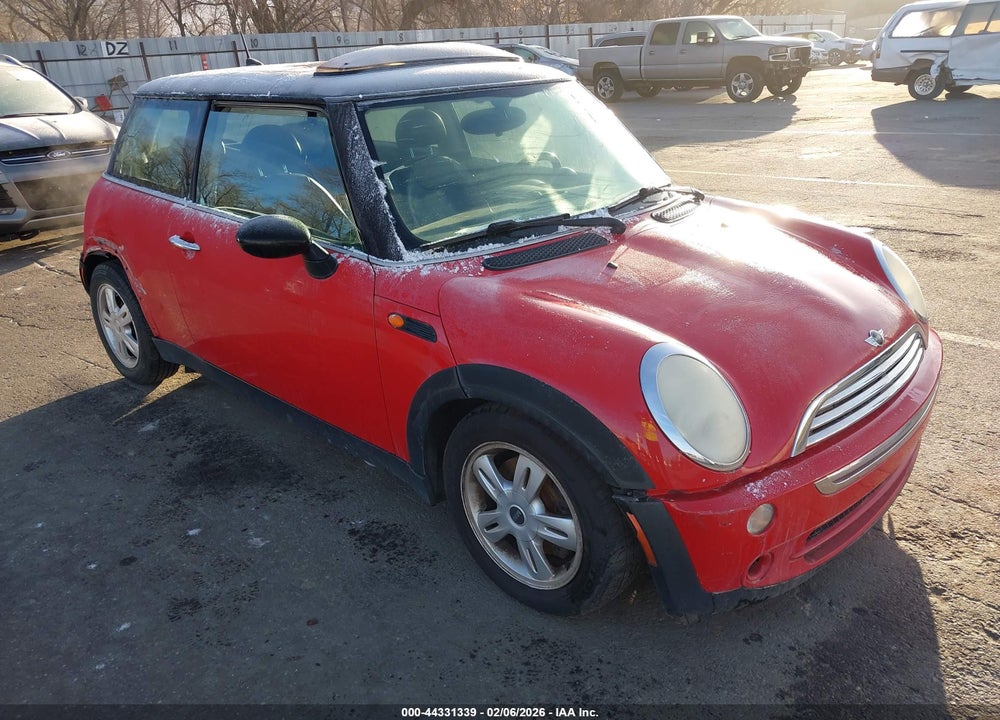 2006 MINI COOPER VIN: WMWRC33586TK16092