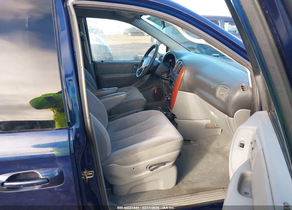 2006 CHRYSLER TOWN & COUNTRY LX VIN: 2A4GP44R16R707806
