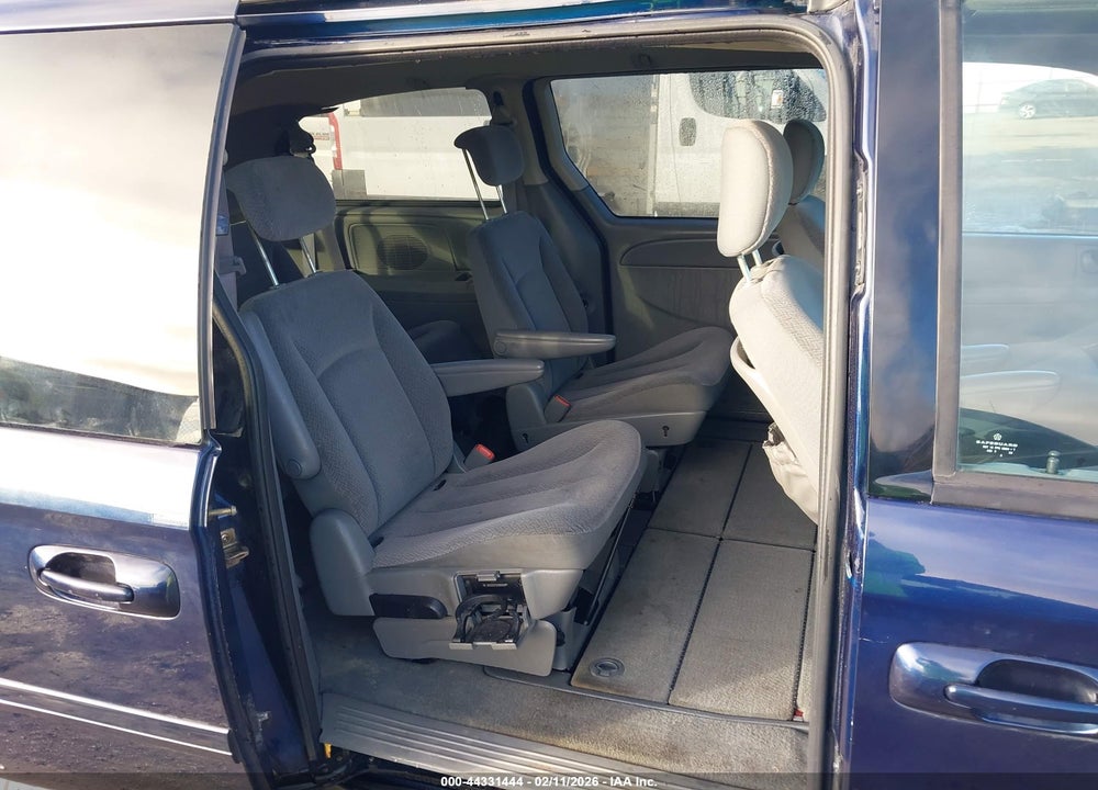 2006 CHRYSLER TOWN & COUNTRY LX VIN: 2A4GP44R16R707806
