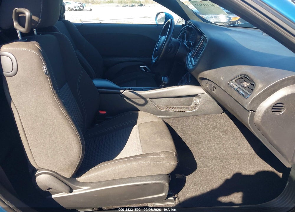 2020 DODGE CHALLENGER SXT VIN: 2C3CDZAG8LH227149