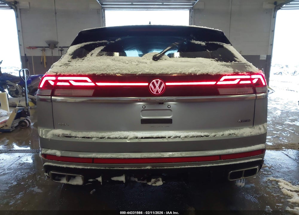 2024 VOLKSWAGEN ATLAS CROSS SPORT 2.0T SEL R-LINE VIN: 1V2AE2CA7RC260184