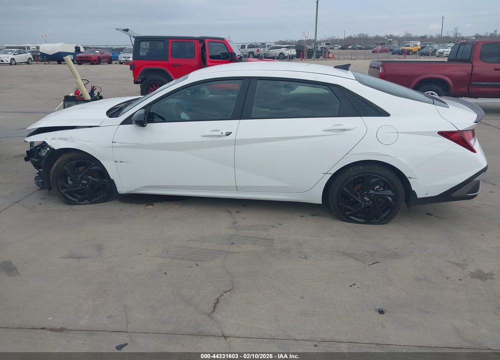 2026 HYUNDAI ELANTRA SEL SPORT VIN: KMHLM4DG2TU099185