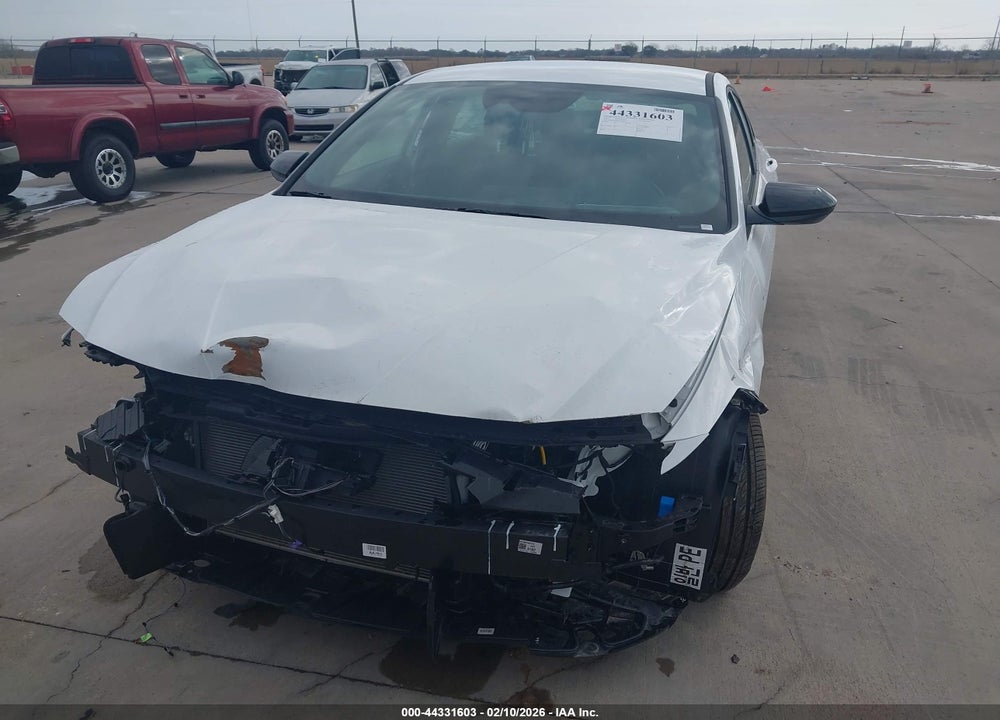 2026 HYUNDAI ELANTRA SEL SPORT VIN: KMHLM4DG2TU099185