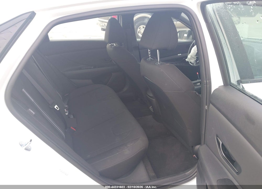 2026 HYUNDAI ELANTRA SEL SPORT VIN: KMHLM4DG2TU099185