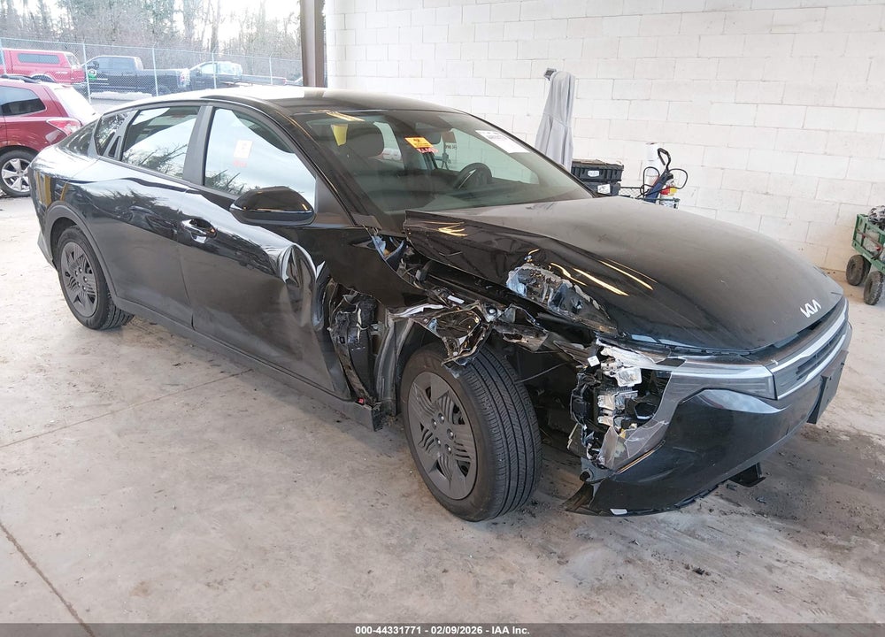 2025 KIA K4 LX VIN: 3KPFT4DEXSE198403