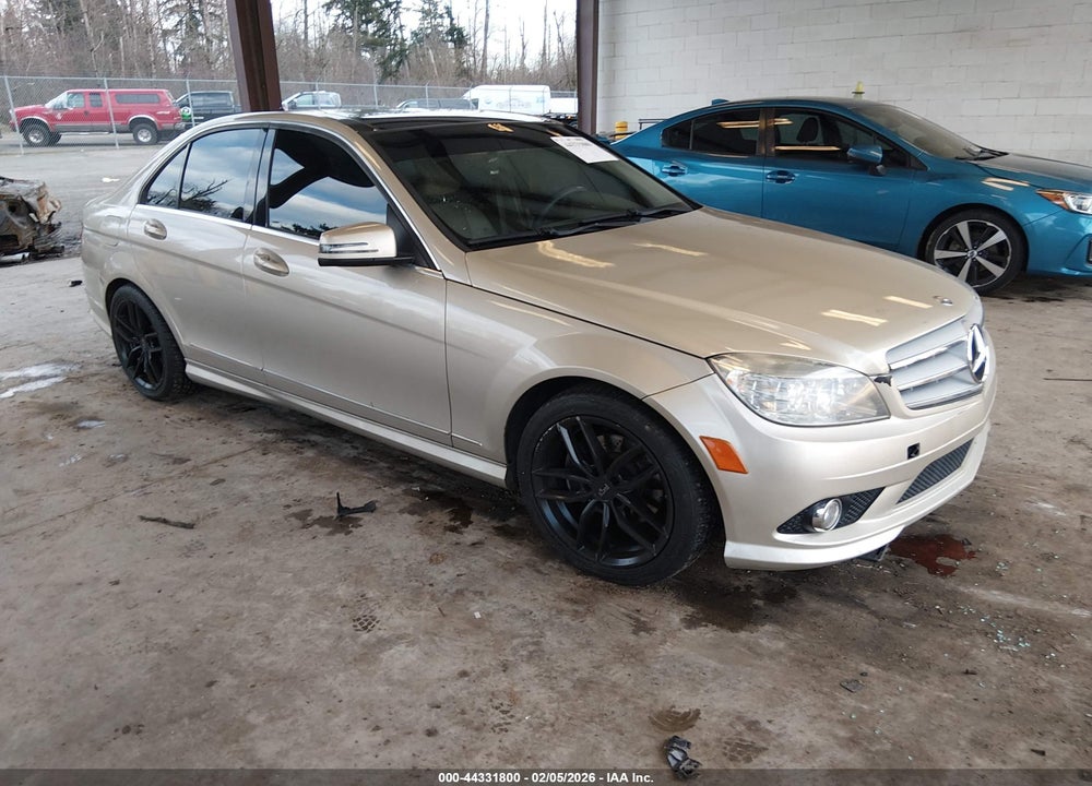 2010 MERCEDES-BENZ C 300 SPORT VIN: WDDGF5EB8AR098721