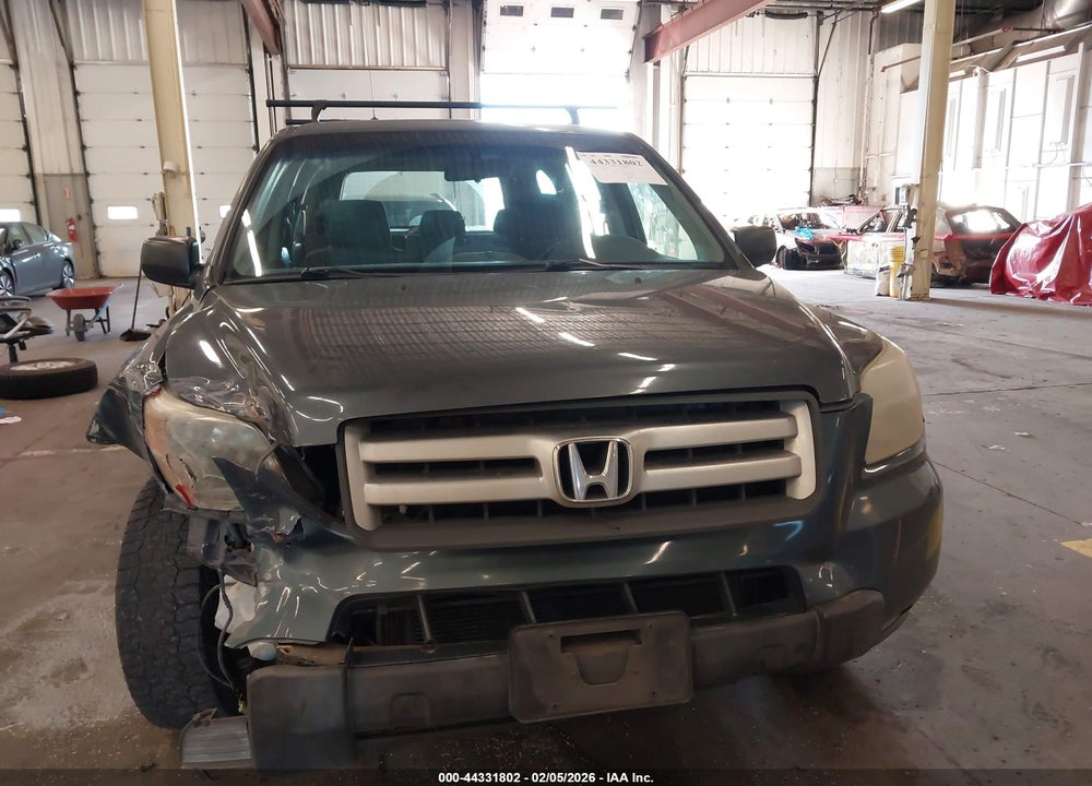 2006 HONDA PILOT LX VIN: 5FNYF28156B045309