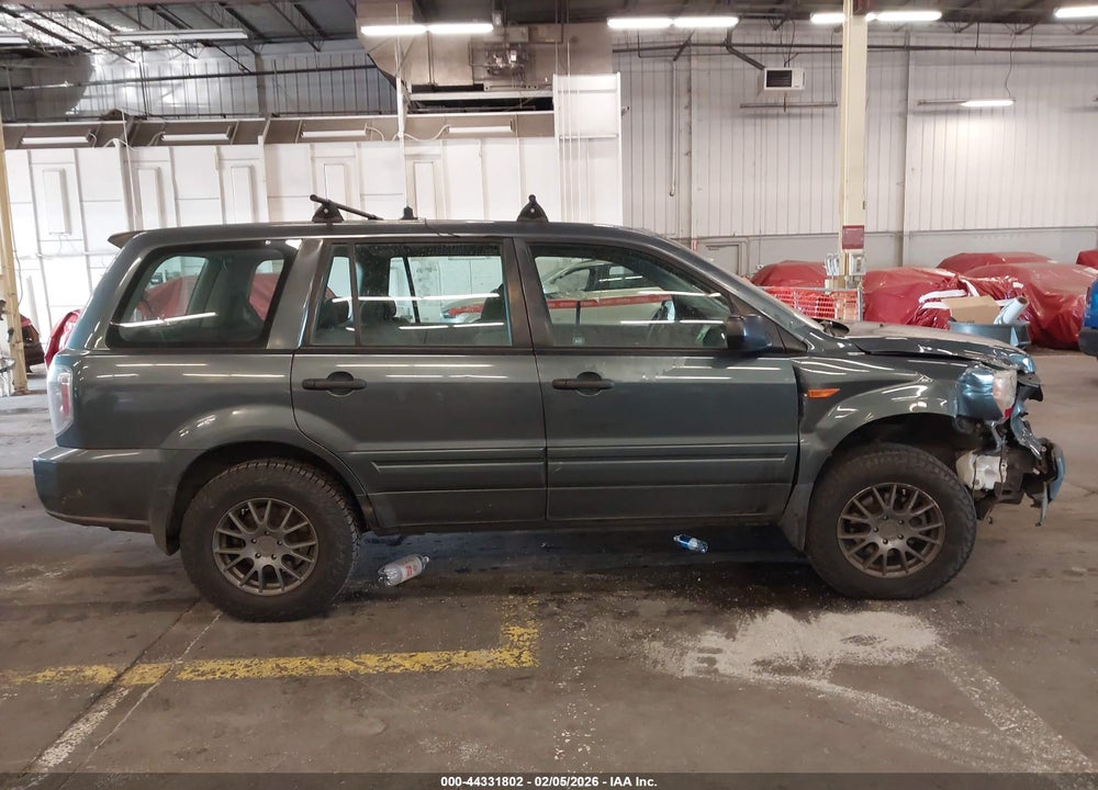 2006 HONDA PILOT LX VIN: 5FNYF28156B045309