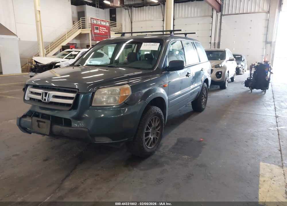 2006 HONDA PILOT LX VIN: 5FNYF28156B045309