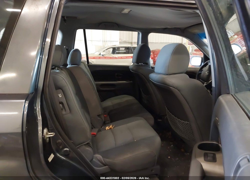 2006 HONDA PILOT LX VIN: 5FNYF28156B045309