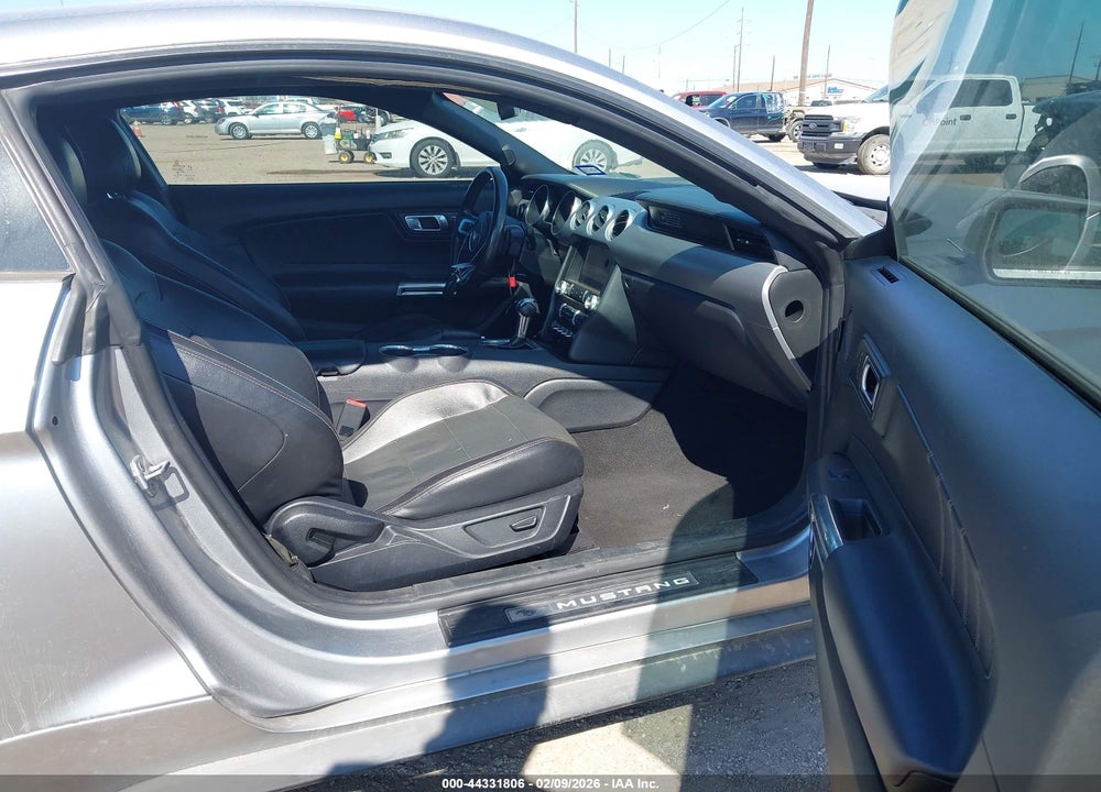 2020 FORD MUSTANG ECOBOOST PREMIUM FASTBACK VIN: 1FA6P8TH1L5118884