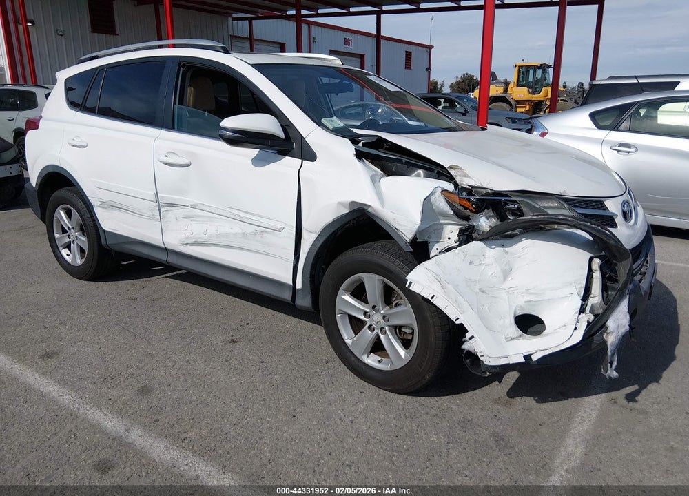 2013 TOYOTA RAV4 XLE VIN: 2T3WFREV5DW049911