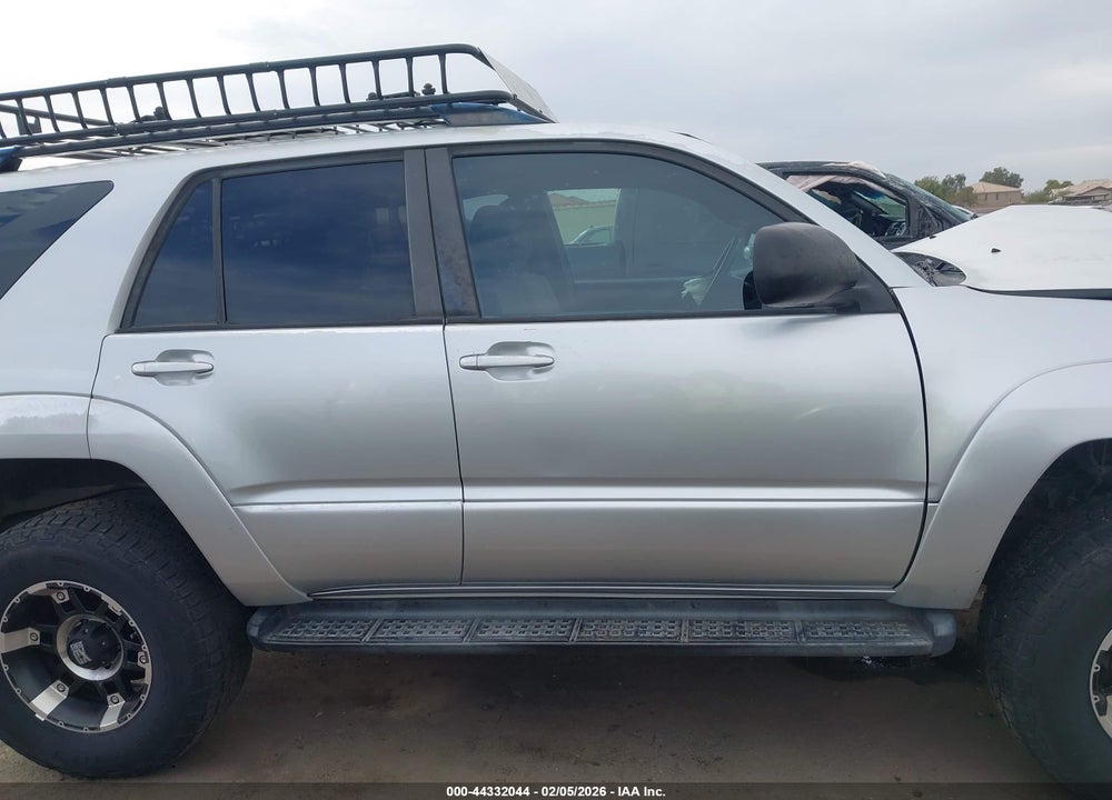 2005 TOYOTA 4RUNNER SR5 V6 VIN: JTEBU14R750077608