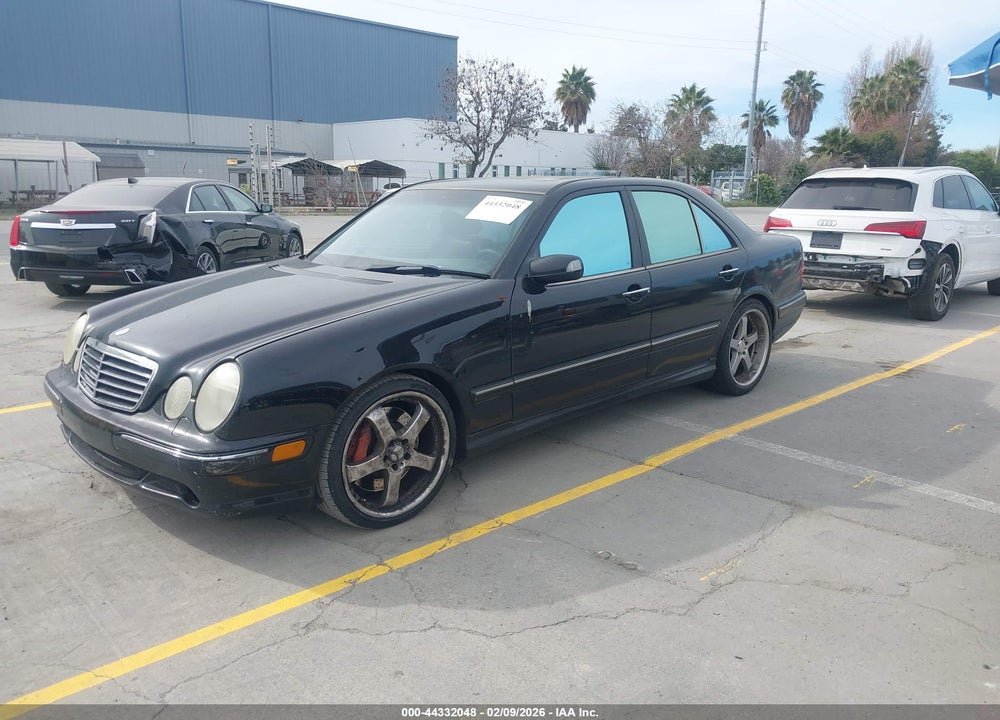 2000 MERCEDES-BENZ E 55 AMG VIN: WDBJF74J7YB037902