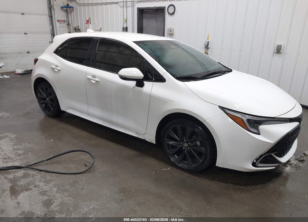 2024 TOYOTA COROLLA XSE VIN: JTNC4MBE3R3229426