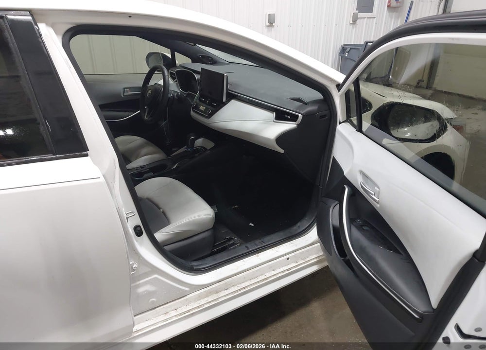 2024 TOYOTA COROLLA XSE VIN: JTNC4MBE3R3229426