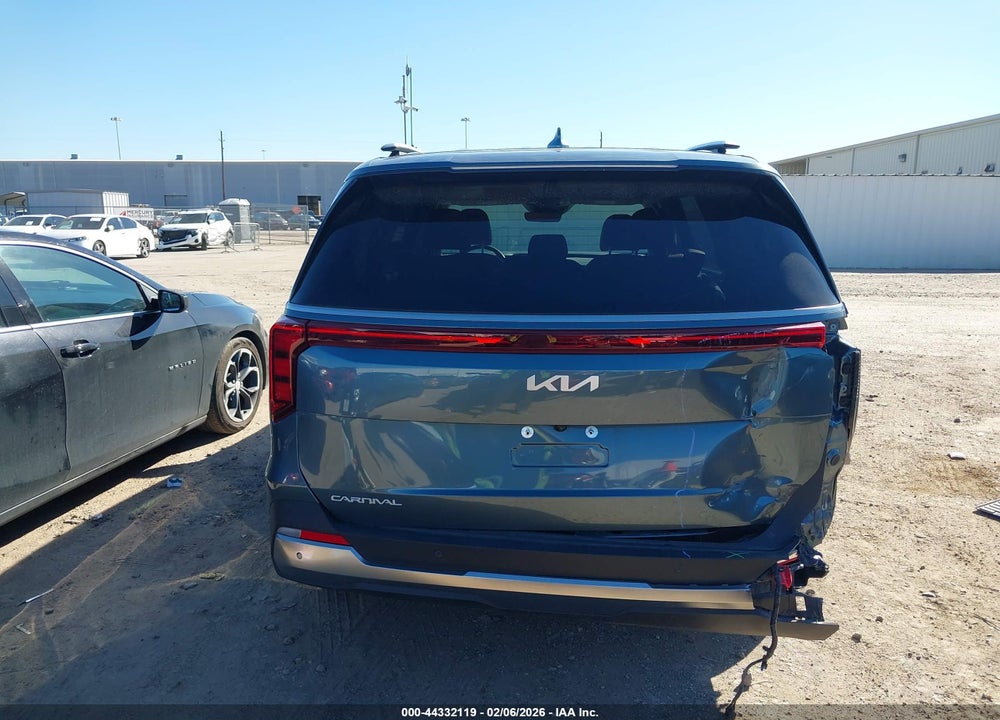 2025 KIA CARNIVAL MPV SX VIN: KNDNE5K3XS6546994