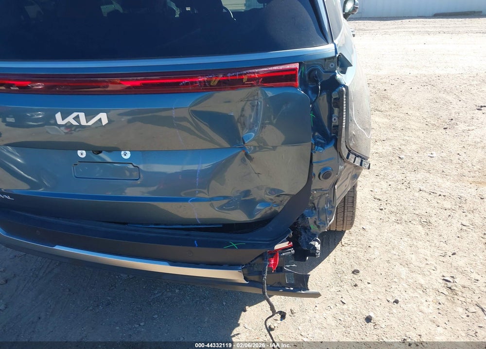 2025 KIA CARNIVAL MPV SX VIN: KNDNE5K3XS6546994