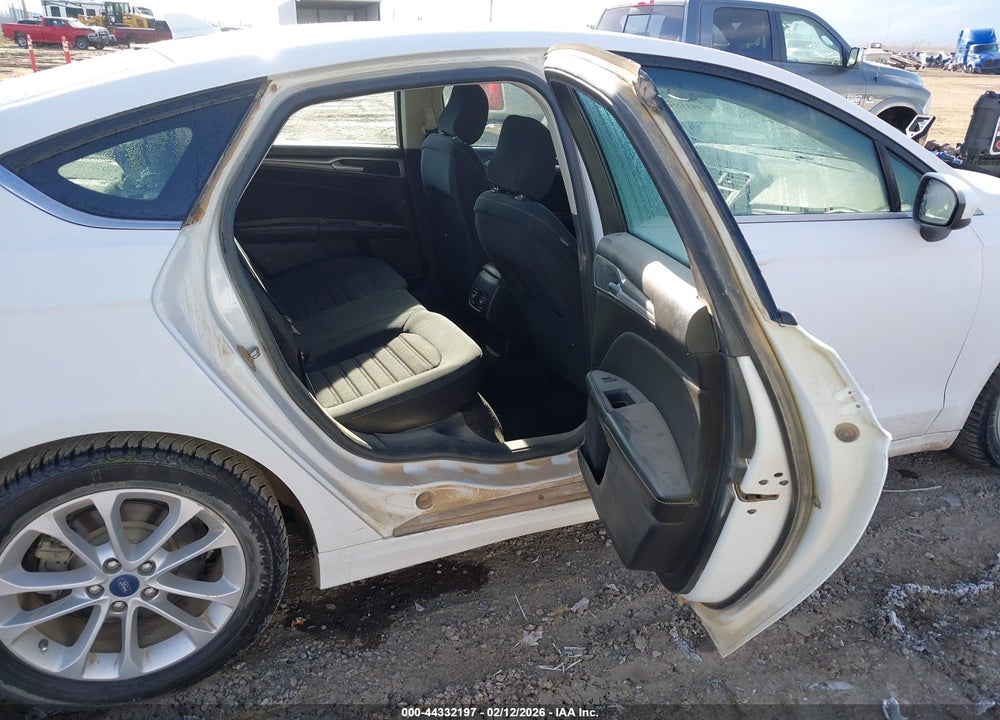 2020 FORD FUSION SE VIN: 3FA6P0HD4LR191560