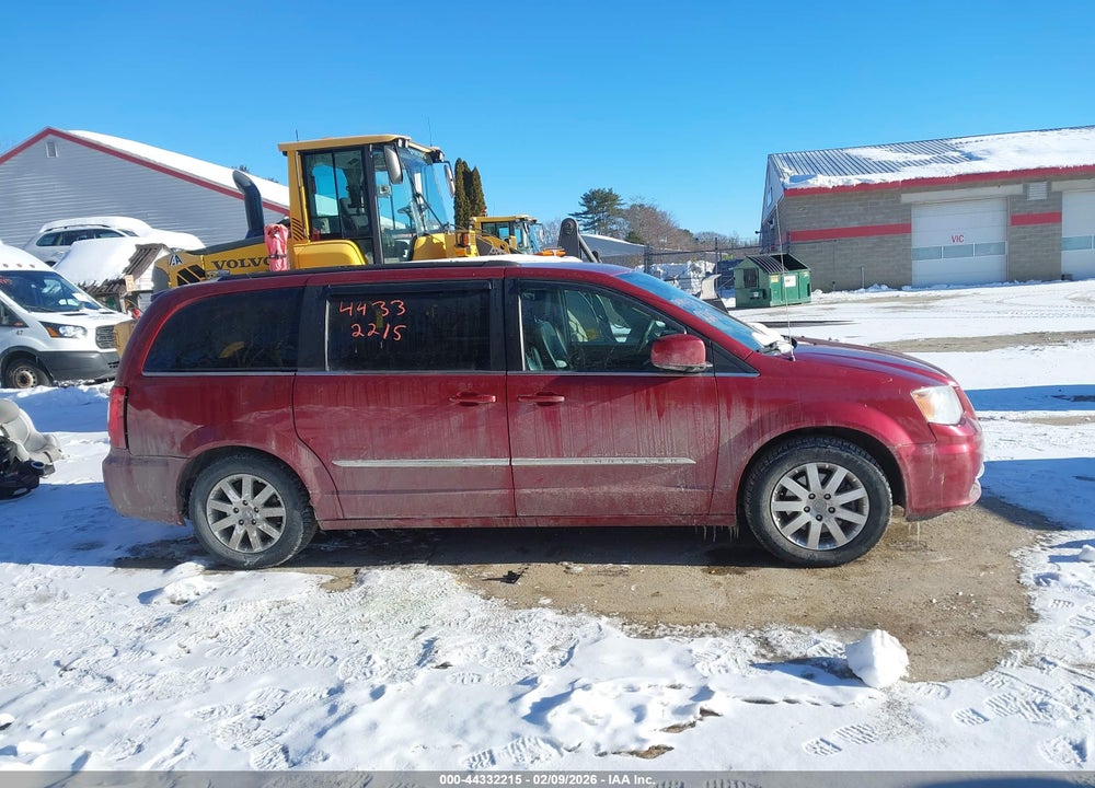 2014 CHRYSLER TOWN & COUNTRY TOURING VIN: 2C4RC1BG9ER437412