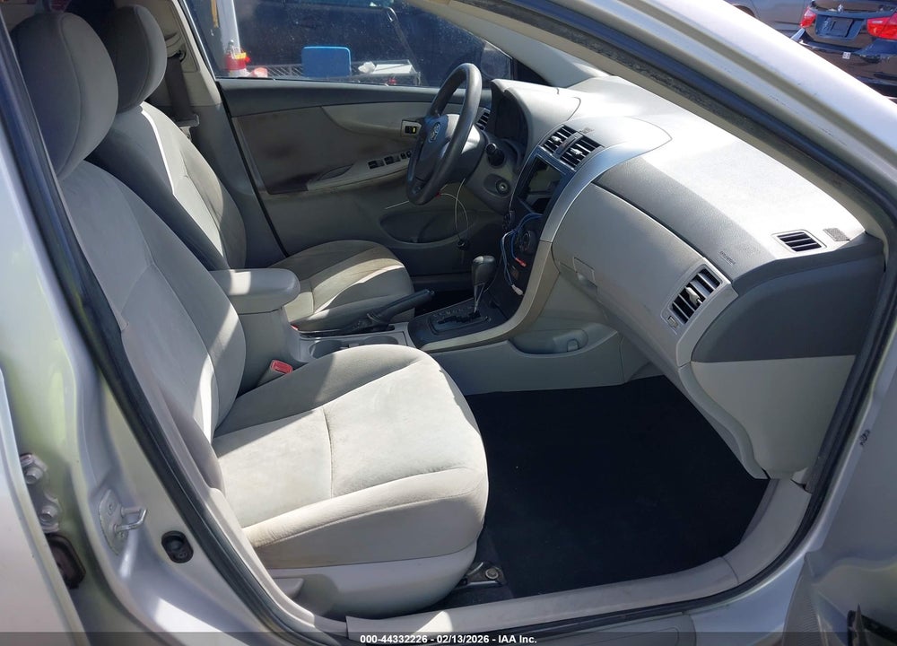 2009 TOYOTA COROLLA LE VIN: 1NXBU40E79Z136823