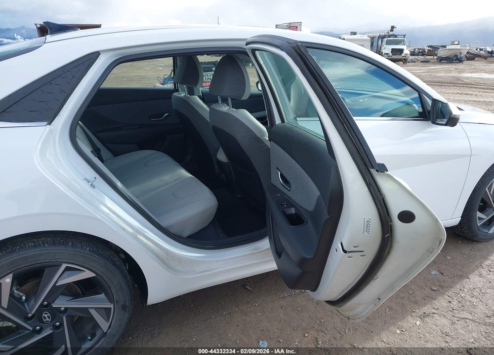 2024 HYUNDAI ELANTRA LIMITED VIN: KMHLP4DG9RU661860