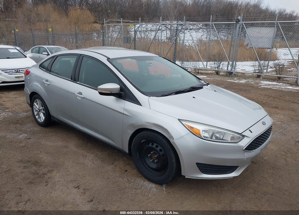 2016 FORD FOCUS SE VIN: 1FADP3F28GL290350