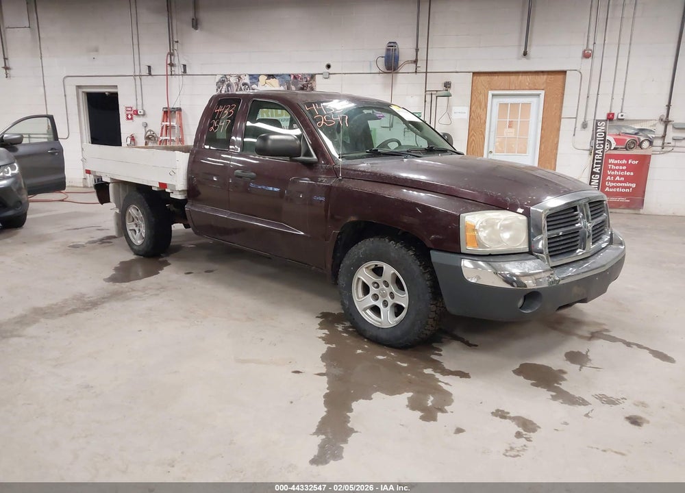 2005 DODGE DAKOTA SLT VIN: 1D7HW42K65S167634