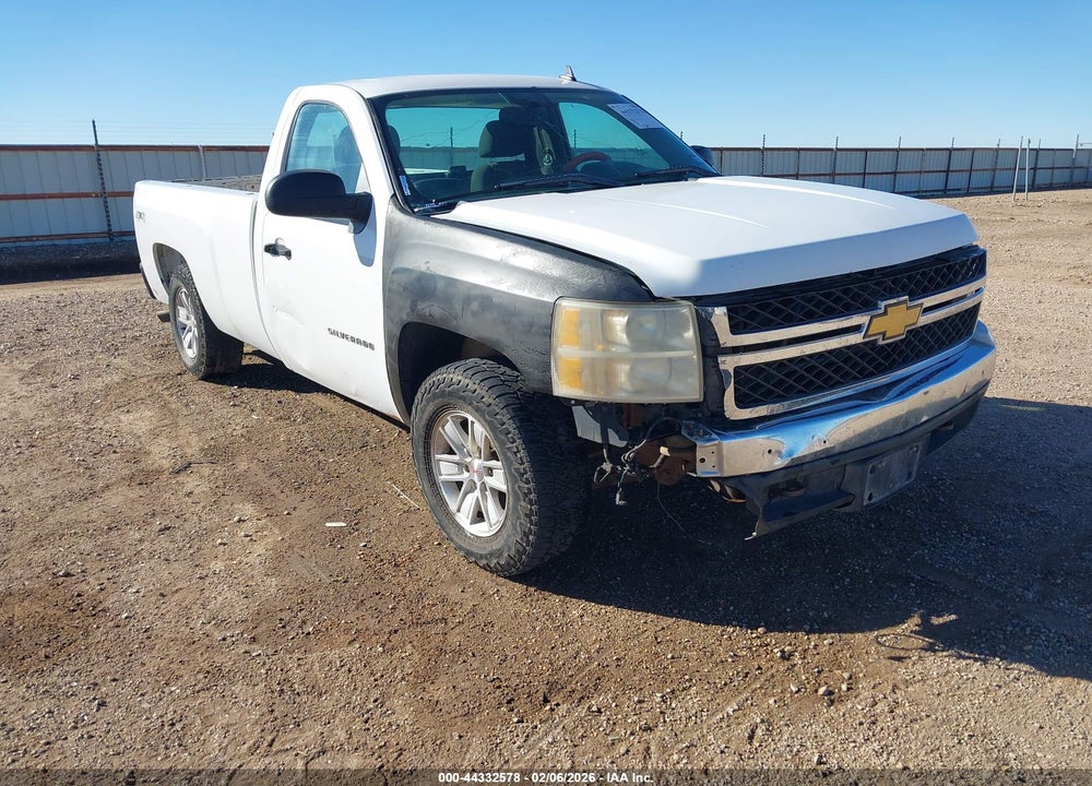 2013 CHEVROLET SILVERADO 1500 WORK TRUCK VIN: 1GCNKPE08DZ401539