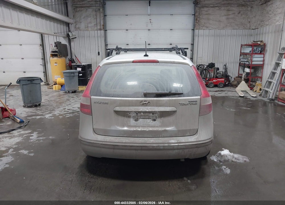 2009 HYUNDAI ELANTRA TOURING VIN: KMHDC86E09U035584