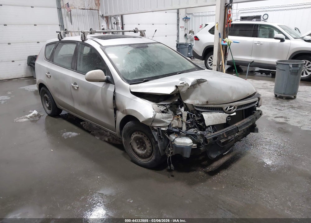 2009 HYUNDAI ELANTRA TOURING VIN: KMHDC86E09U035584