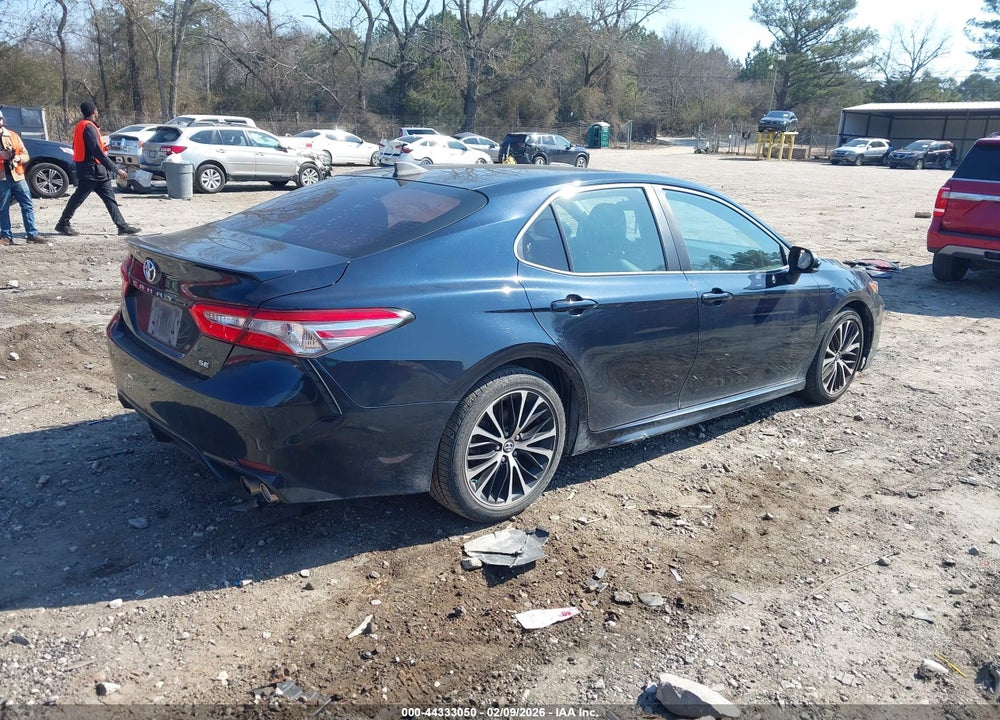 2018 TOYOTA CAMRY L/LE/XLE/SE/XSE VIN: 4T1B11HK5JU640387