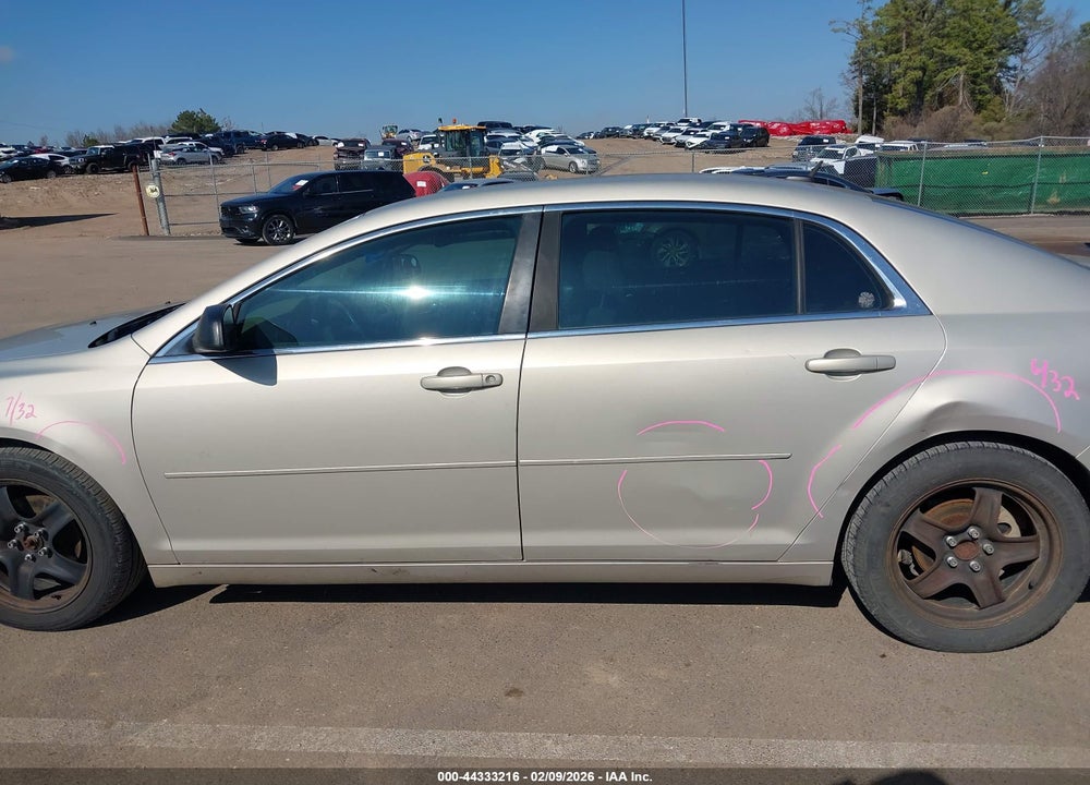 2011 CHEVROLET MALIBU LS VIN: 1G1ZB5E12BF179957