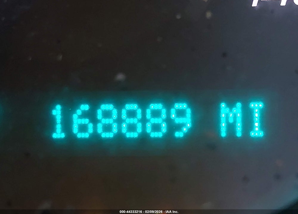 2011 CHEVROLET MALIBU LS VIN: 1G1ZB5E12BF179957