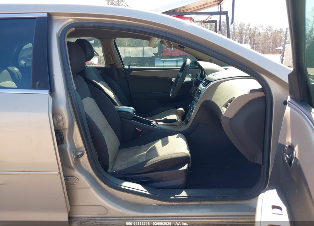 2011 CHEVROLET MALIBU LS VIN: 1G1ZB5E12BF179957