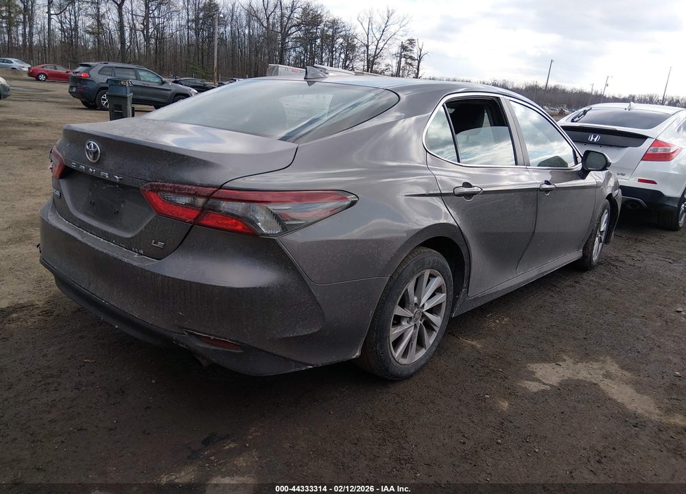 2022 TOYOTA CAMRY LE VIN: 4T1C11AK3NU670816