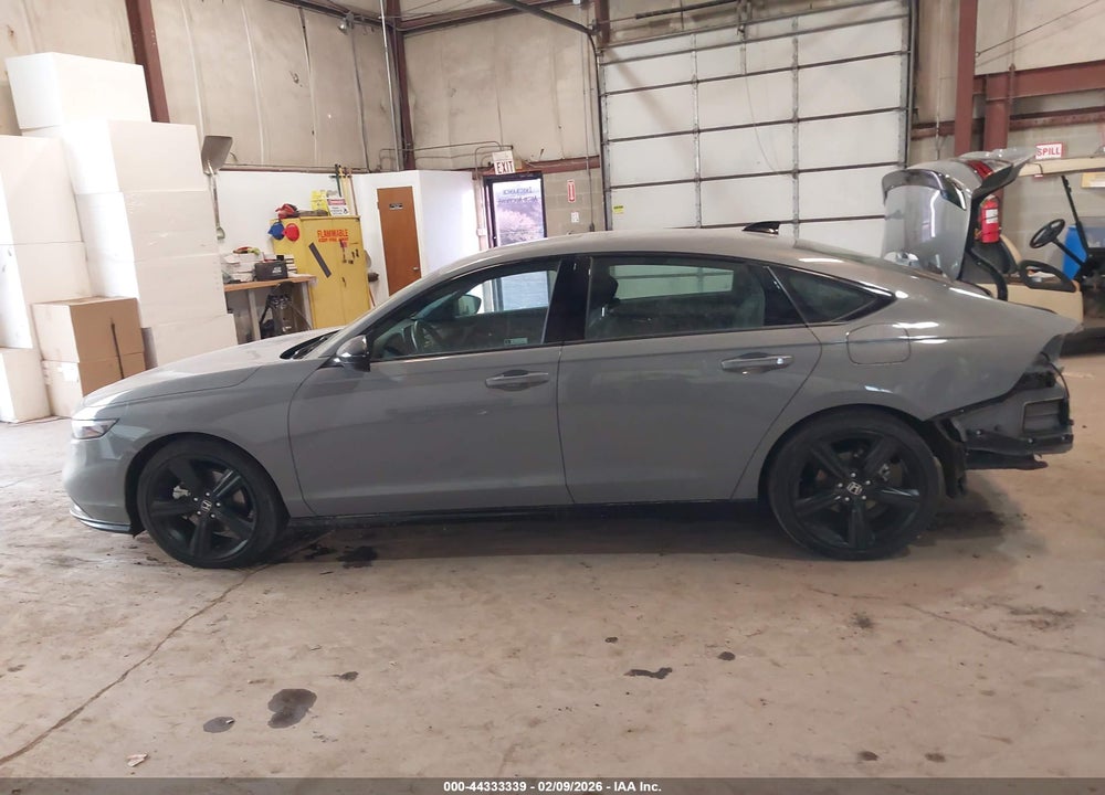 2024 HONDA ACCORD HYBRID SPORT-L VIN: 1HGCY2F71RA044099