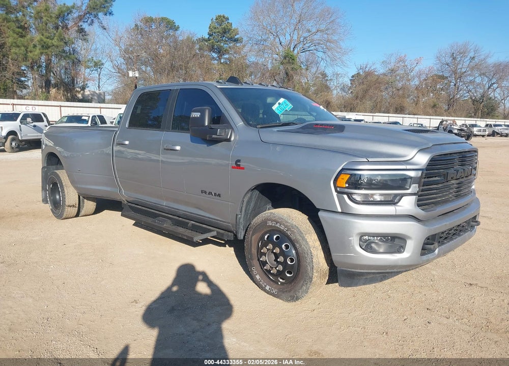 2024 RAM 3500 LARAM VIN: 3C63RRJL7RG166158